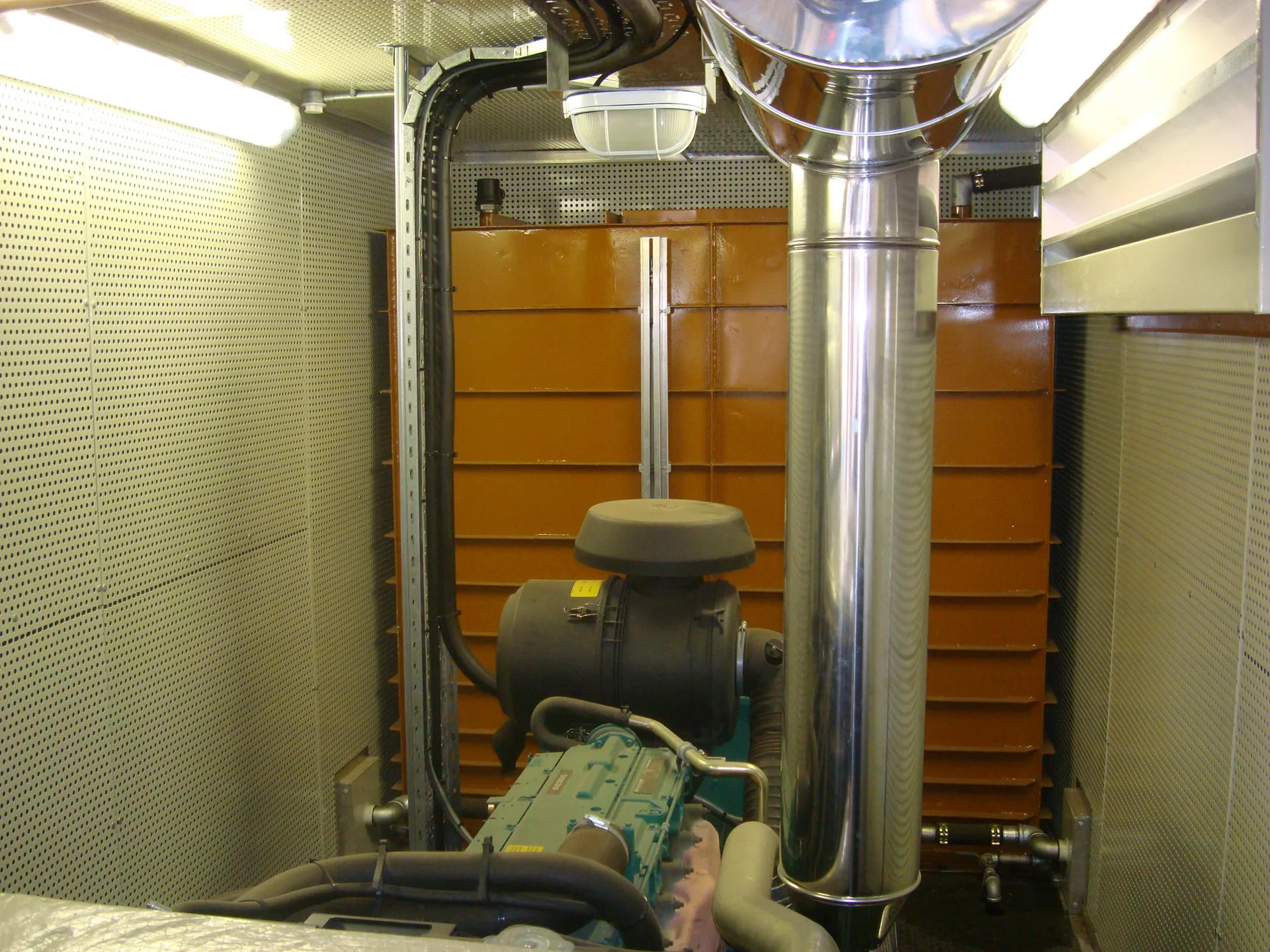 Generator exhaust stack