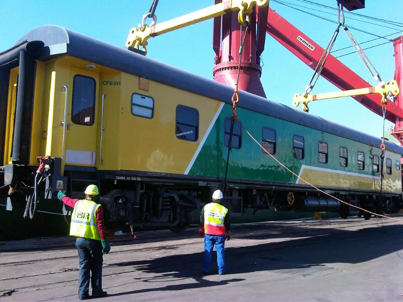 CFB314 crane lift side